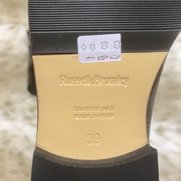 Russell & Bromley Boots - Picture 11 of 12